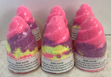 Load image into Gallery viewer, Bath bombs - Unicorn horn bath bomb