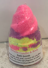 Load image into Gallery viewer, Bath bombs - Unicorn horn bath bomb