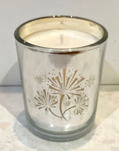 Load image into Gallery viewer, Christmas soy wax candles various glossy metallic designs