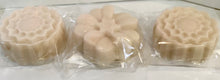 Load image into Gallery viewer, Loofah soap