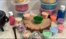 Load image into Gallery viewer, Halloween potion kit