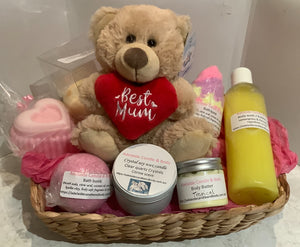 Valentine’s Day pamper gift basket