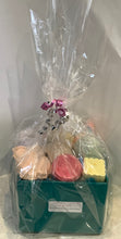 Load image into Gallery viewer, Bath bomb gift box.