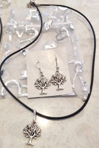 Jewellery sets - necklace & earrings. Mum, cats, owls & tree of life.