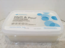 Load image into Gallery viewer, Aloe Vera moisturising soap base. Melt and pour