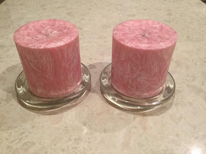 Starburst patterned pillar candles