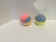 Load image into Gallery viewer, Bath bombs - round