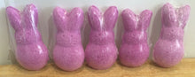 Load image into Gallery viewer, Easter bunny bath bombs - bunny peeps