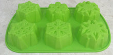 Load image into Gallery viewer, Silicone snowflake mould 6 cavity - 2 types