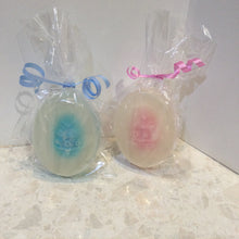 Load image into Gallery viewer, Easter soap and shower/bath glove set pack